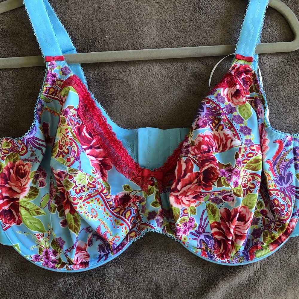 Elomi Side Support Plunge Bra --Size 38FF